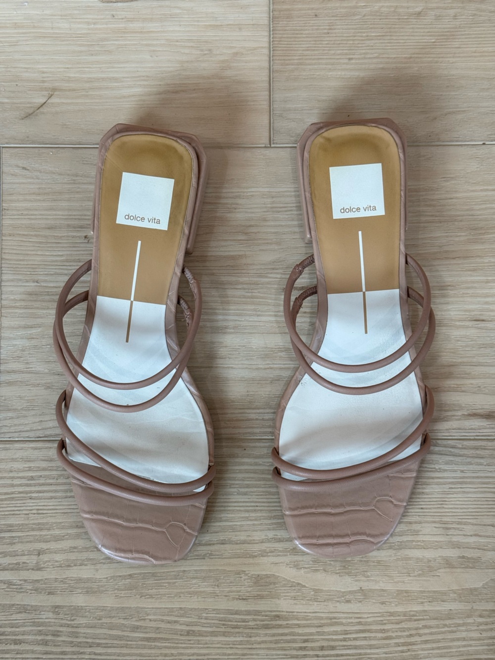 Dolce Vita Women's Multi-Strap Square-Toe Sandals in Tan and Beige